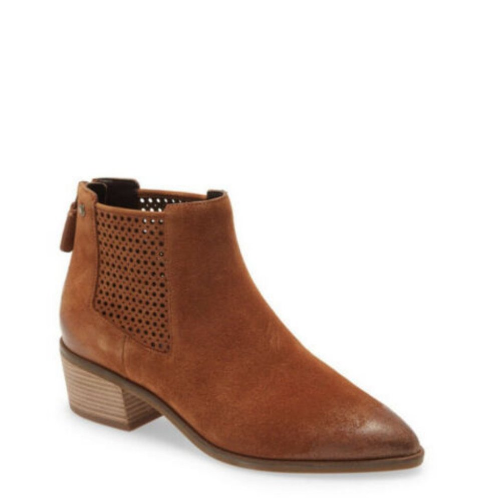 COLE HAAN VAL BOOTIE 10M
